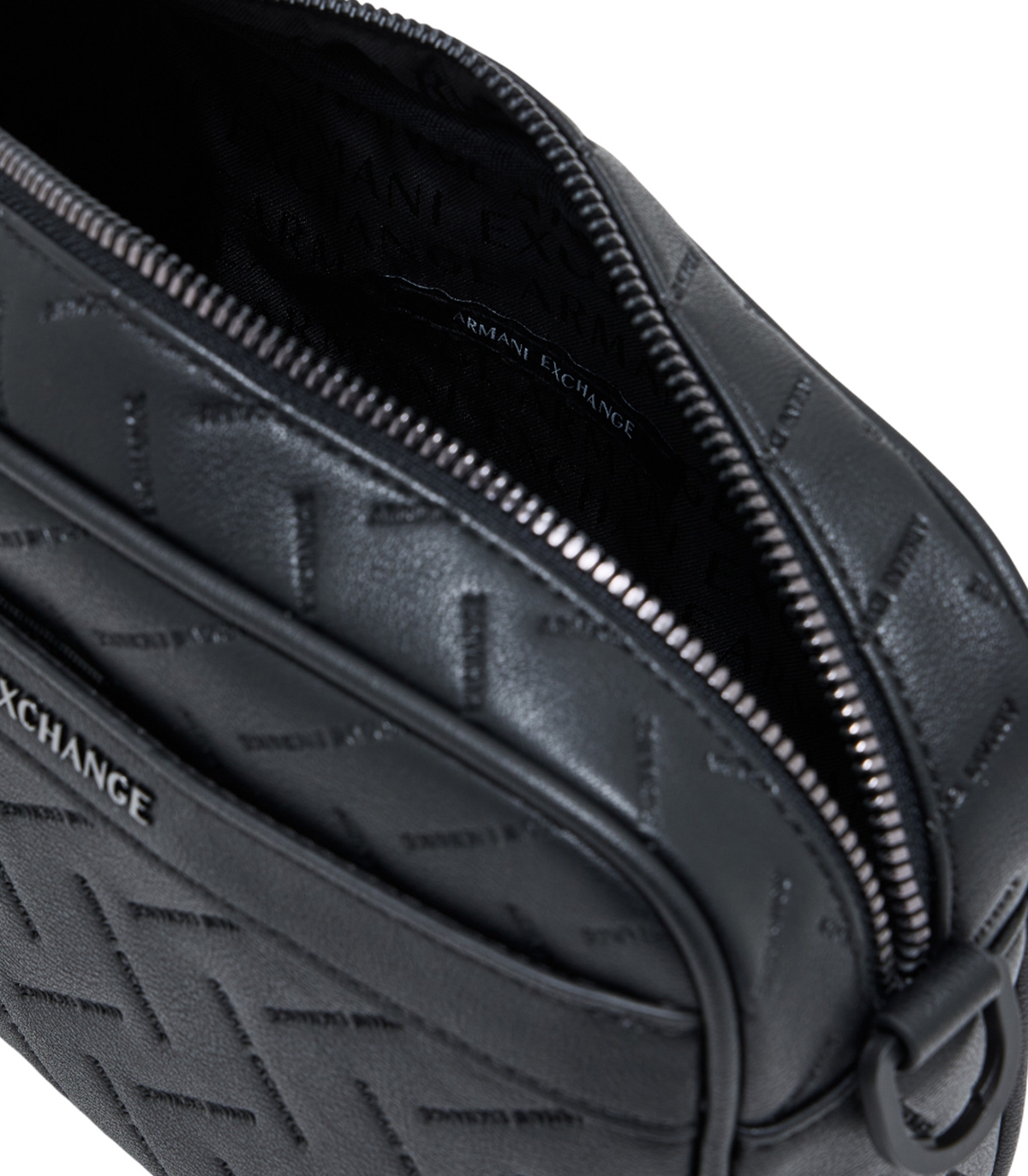 Emporio Armani - Bolso Negro Unisex