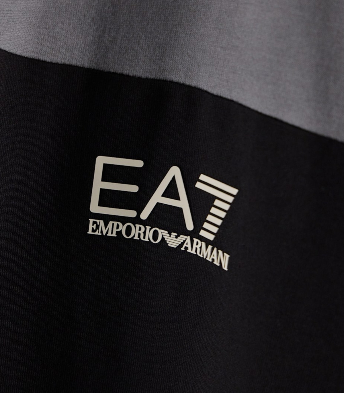 Emporio Armani - Camiseta Negra para Hombre